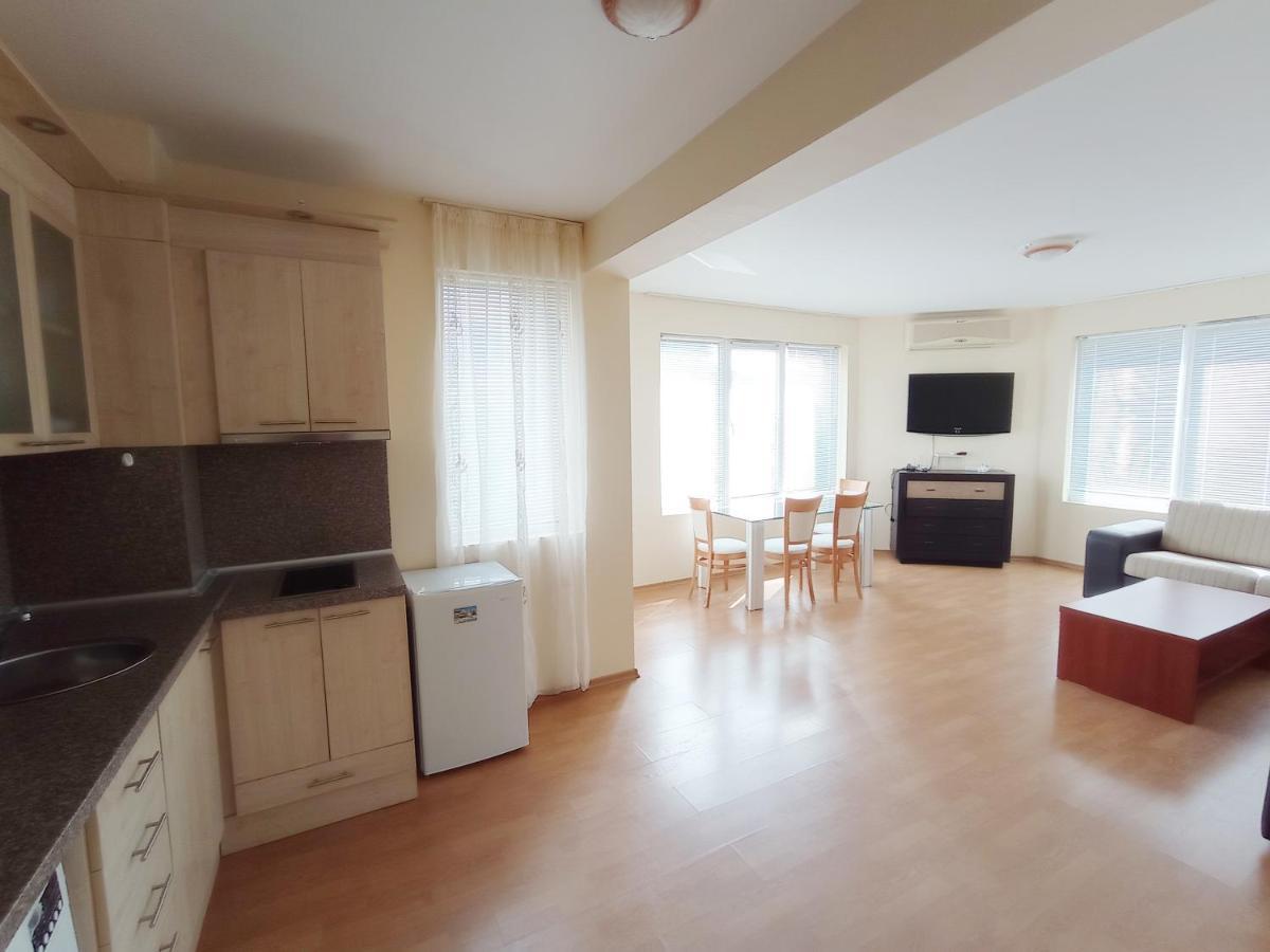 Dom-el Real 4 - Apartment *