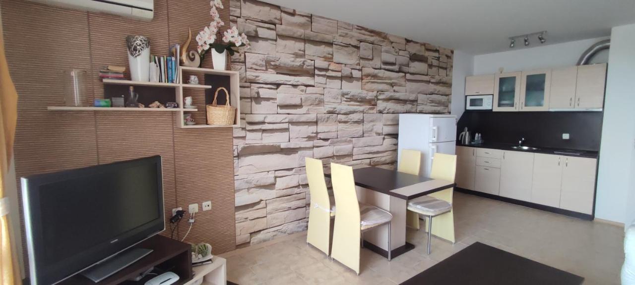 Apartment Dom-el Real 4 -